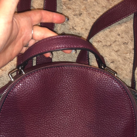 Moda Luxe Leather backpack - Picture 2 of 9